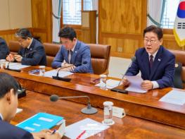 이 대통령 '최악 상황 염두 선제 대응…석유 최고가격제 신속 도입' 기사 이미지