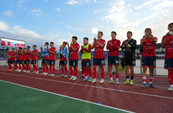 ‘박철우 극장골’ 김천상무, 안양과 1대 1 무승부 끝 순위 2계단 상승!