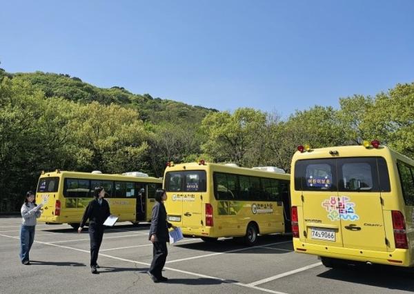 제주시교육지원청, 관계기관 합동 사립유치원 통학버스 안전점검 실시 기사 이미지
