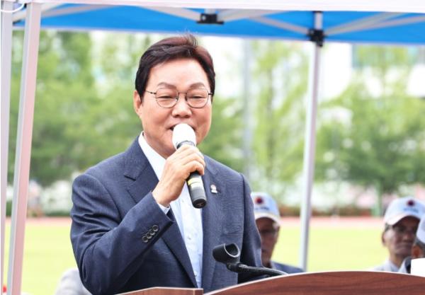 경남도 박완수 지사, '어르신 건강·여가 지원 지속 확대' 제14회 경상남도지사배 그라운드골프대회 격려 기사 이미지